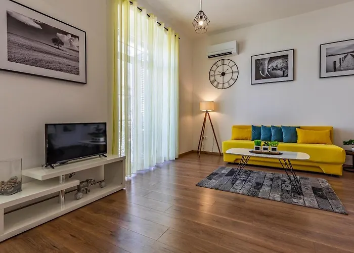 Dream - Centre * Pula