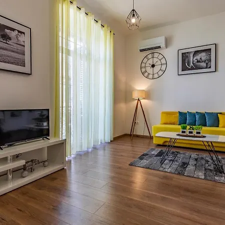 Dream - Centre * Pula